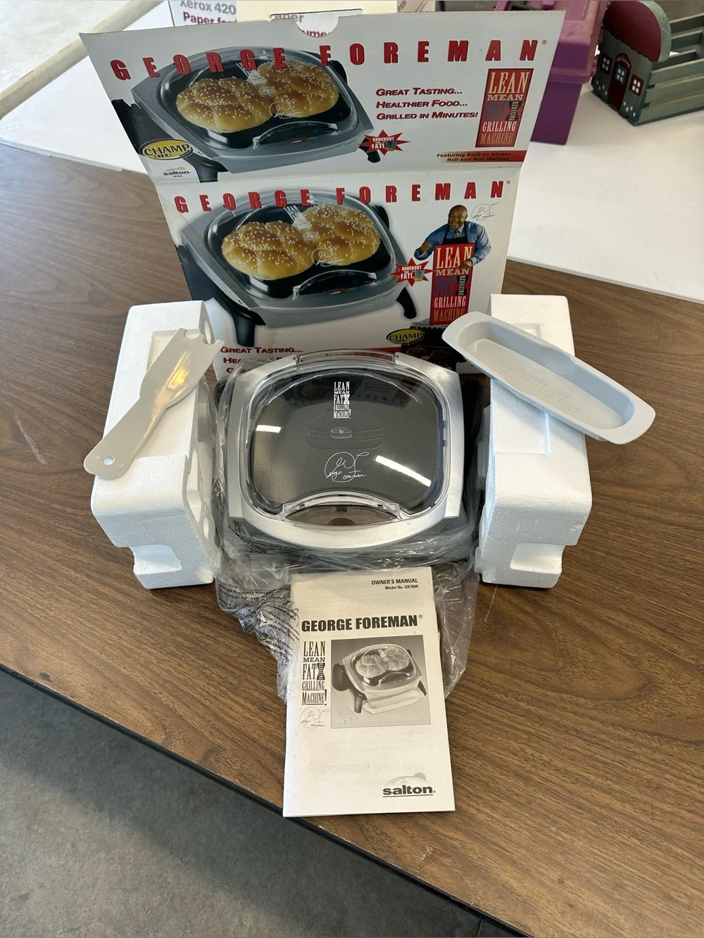 NIB! Vintage 2005 George Foreman Grilling Machine